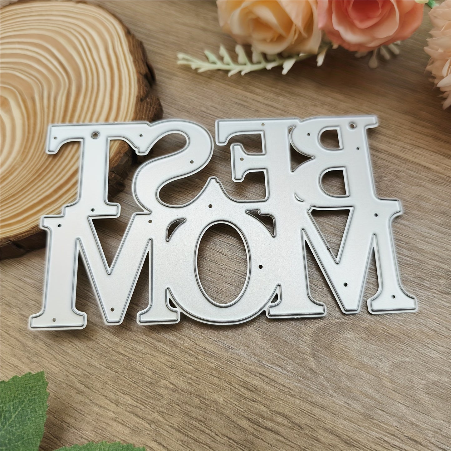 Mother's Day 1pc Creative Best Mom Happy Mother's Day Mom Background Beautiful Layers Words Title Metal Cutting Dies Cut Die Mother's Day Gift Birthday Wedding Decoration Scrapbook Paper Craft Mold DIY Scrapbooking & Stamping Stencils Supplies