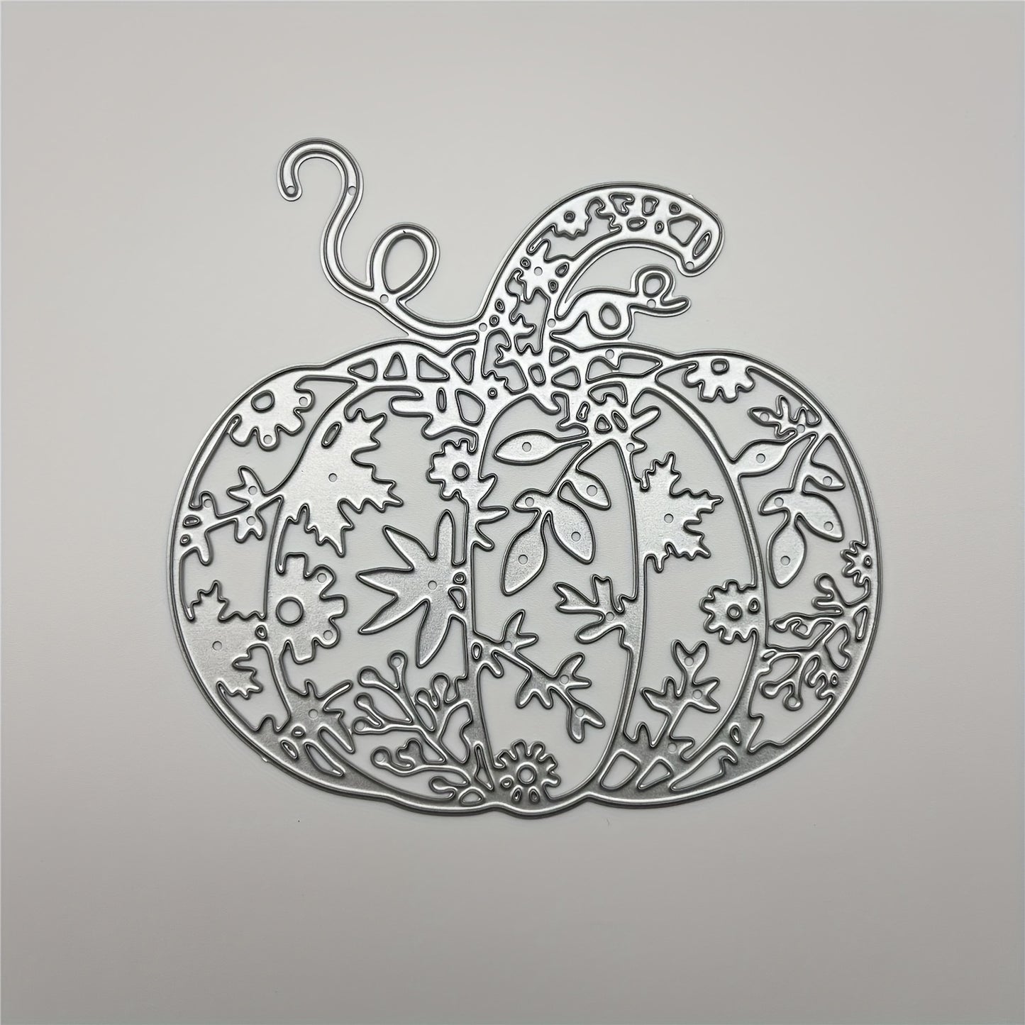1pc Creative Fall Harvest Pumpkins Metal Cutting Dies, Cut Dies for Card Making for Scrapbooking Paper Decoration Journal Card Greeting card Wedding Craft Decor Stencils DIY Scrapbooking Cards Decorative Embossing Paper Dies