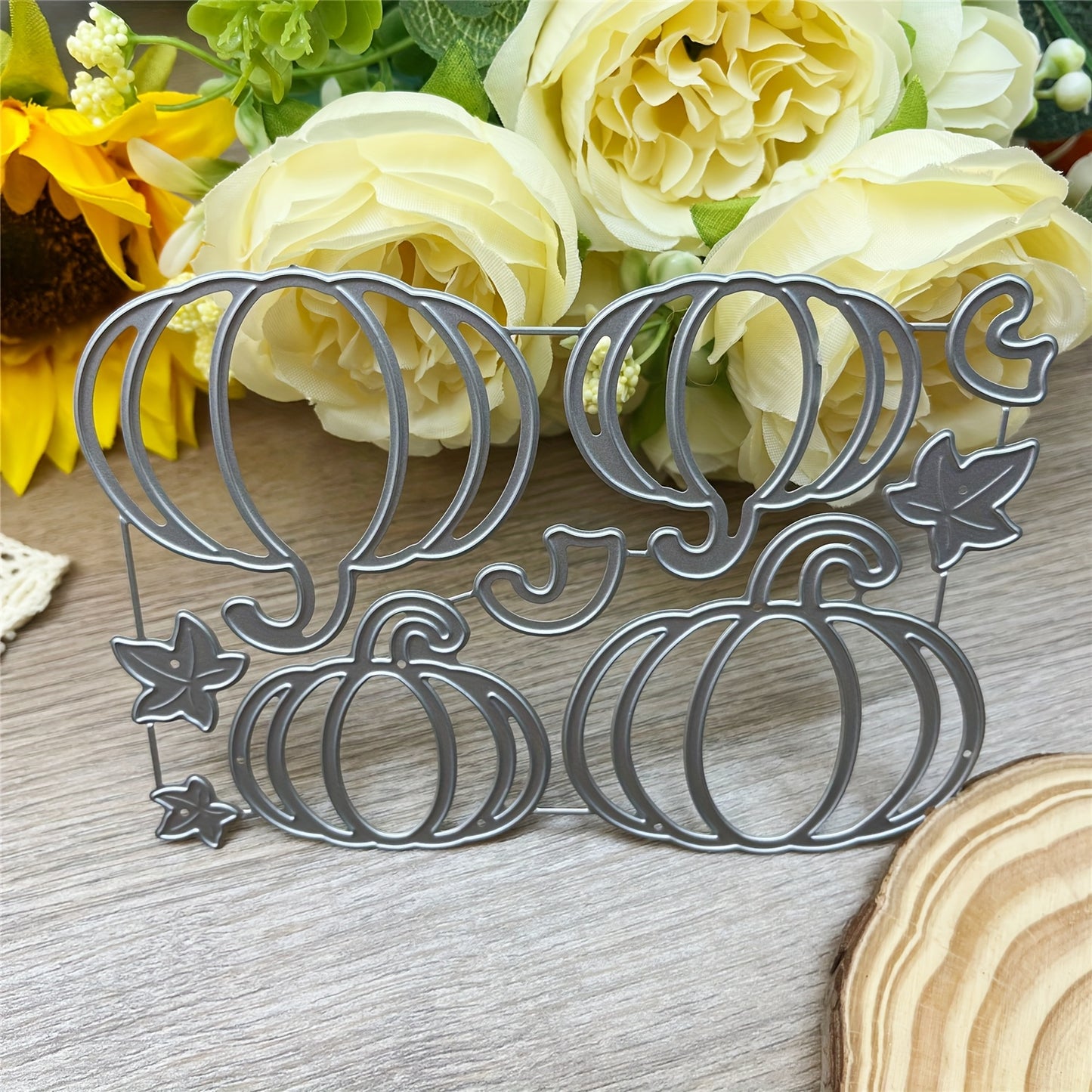 Autumn Thanksgiving 1pc Creative Fall Harvest Pumpkins Metal Cutting Dies, Cut Dies for Card Making, Scrapbooking Paper Decoration, Journal Card Greeting Card Wedding Craft Decor Stencils DIY Scrapbooking Cards Decorative Embossing Paper Dies