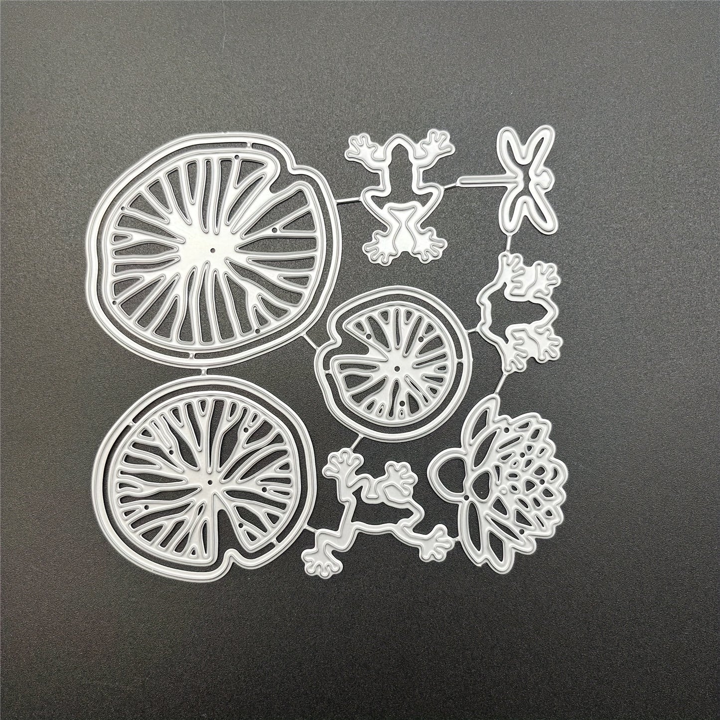 1pc Creative Summer Frog Pond for Lotus Leaves & Flowers Metal Cutting Dies - Intricate Nature-Themed Designs for DIY Scrapbooking, Card Making, Journaling & Wedding Decorations, Natureinspired Design|Floral Patterns|Detailed Craftsmanship, Frog Garden De